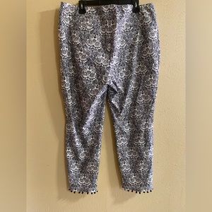Chicos Pants NWT